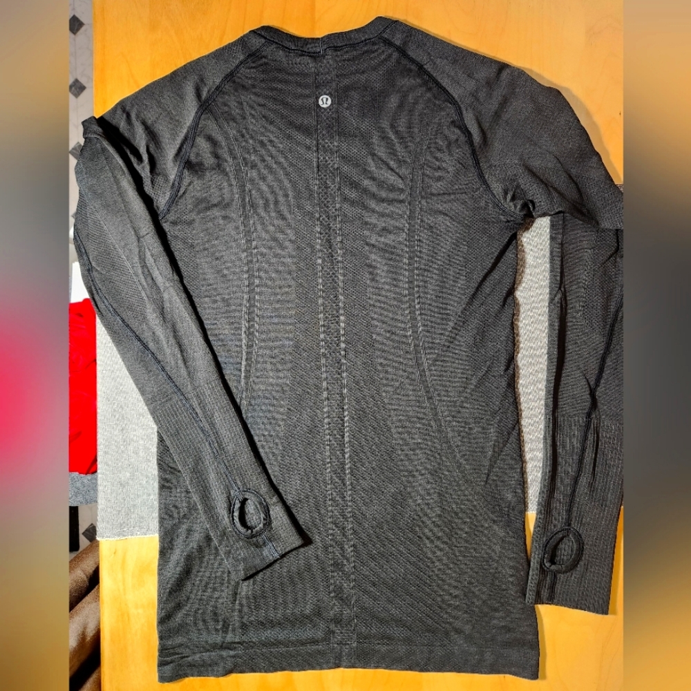Lululemon Women's Swiftly Tech King Sleeve 2.0